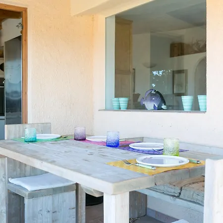 Apartamento Casa Azul, Seaview Terrace, Private Parking, Pool Marinella (Sardinia)