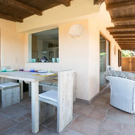 Casa Azul, Seaview Terrace, Private Parking, Pool Apartment