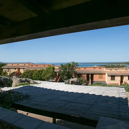 Casa Azul, Seaview Terrace, Private Parking, Pool Marinella (Sardinia)