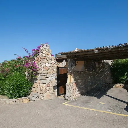 Casa Azul, Seaview Terrace, Private Parking, Pool Marinella