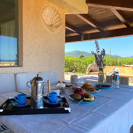 Appartement Casa Azul, Seaview Terrace, Private Parking, Pool Marinella (Sardinia)