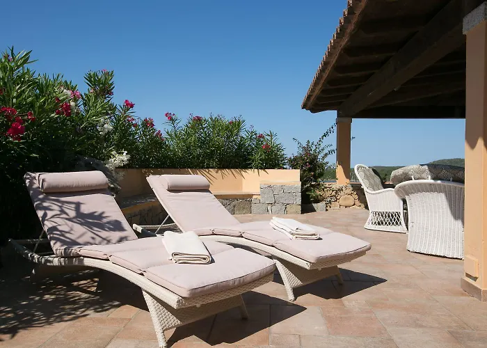 Apartament Casa Azul, Seaview Terrace, Private Parking, Pool Marinella (Sardinia)